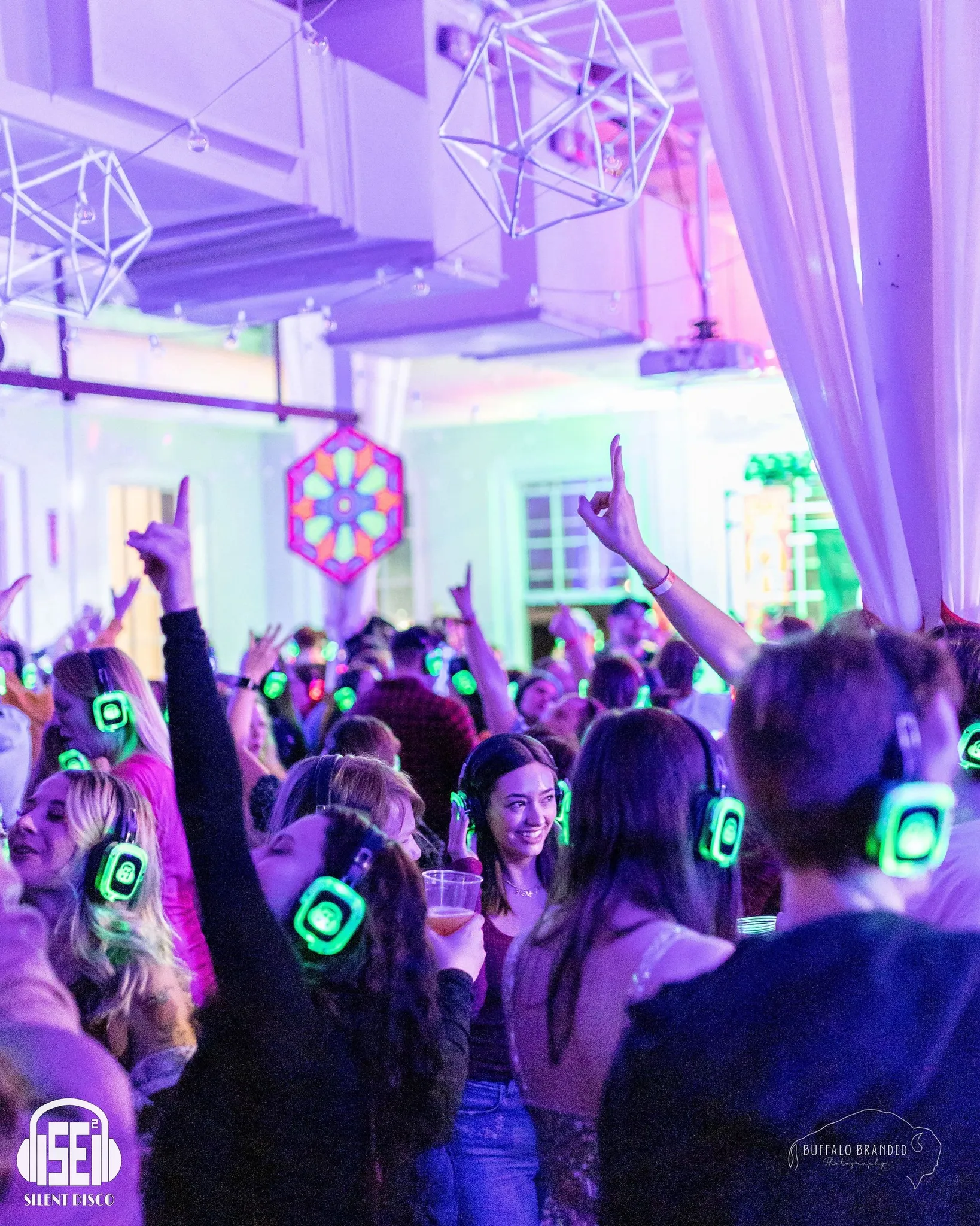 How to Host a Private Silent Disco Party in Buffalo photo for SE2 Silent Disco
