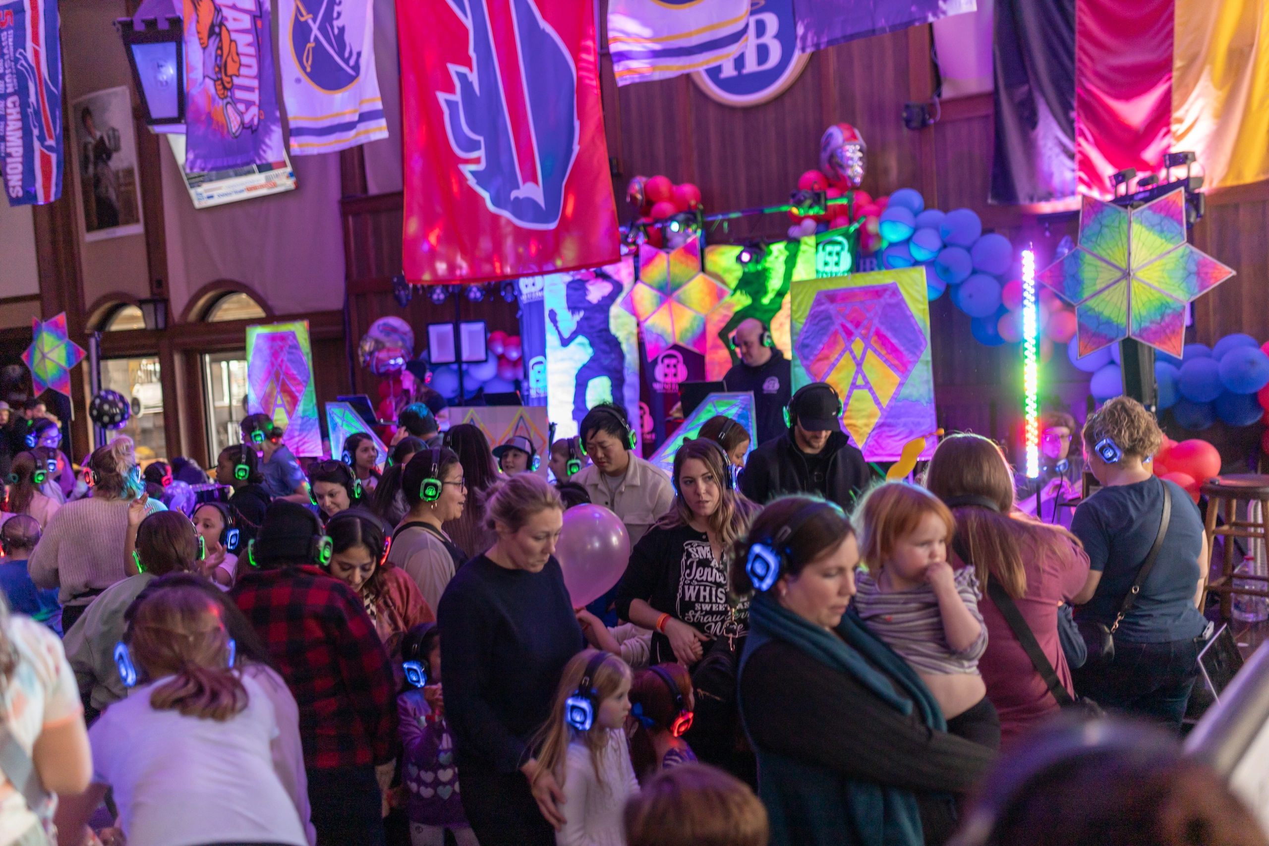 Silent Disco Fun: Kids’ Party Idea photo for SE2 Silent Disco