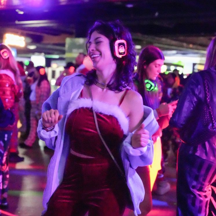 Headphone Party Etiquette: How to Be a Great Guest photo for SE2 Silent Disco
