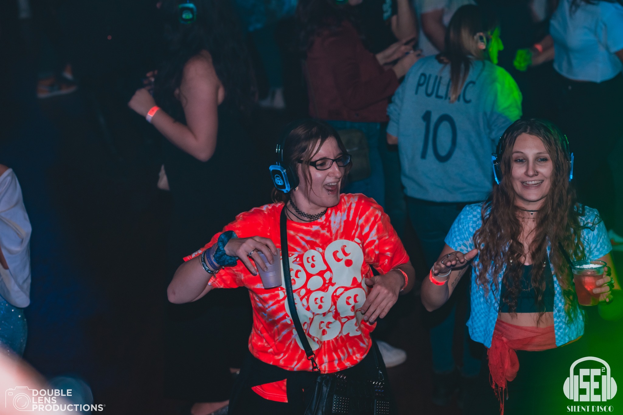 SE2 Silent Disco guests at 500 Pearl in Buffalo.