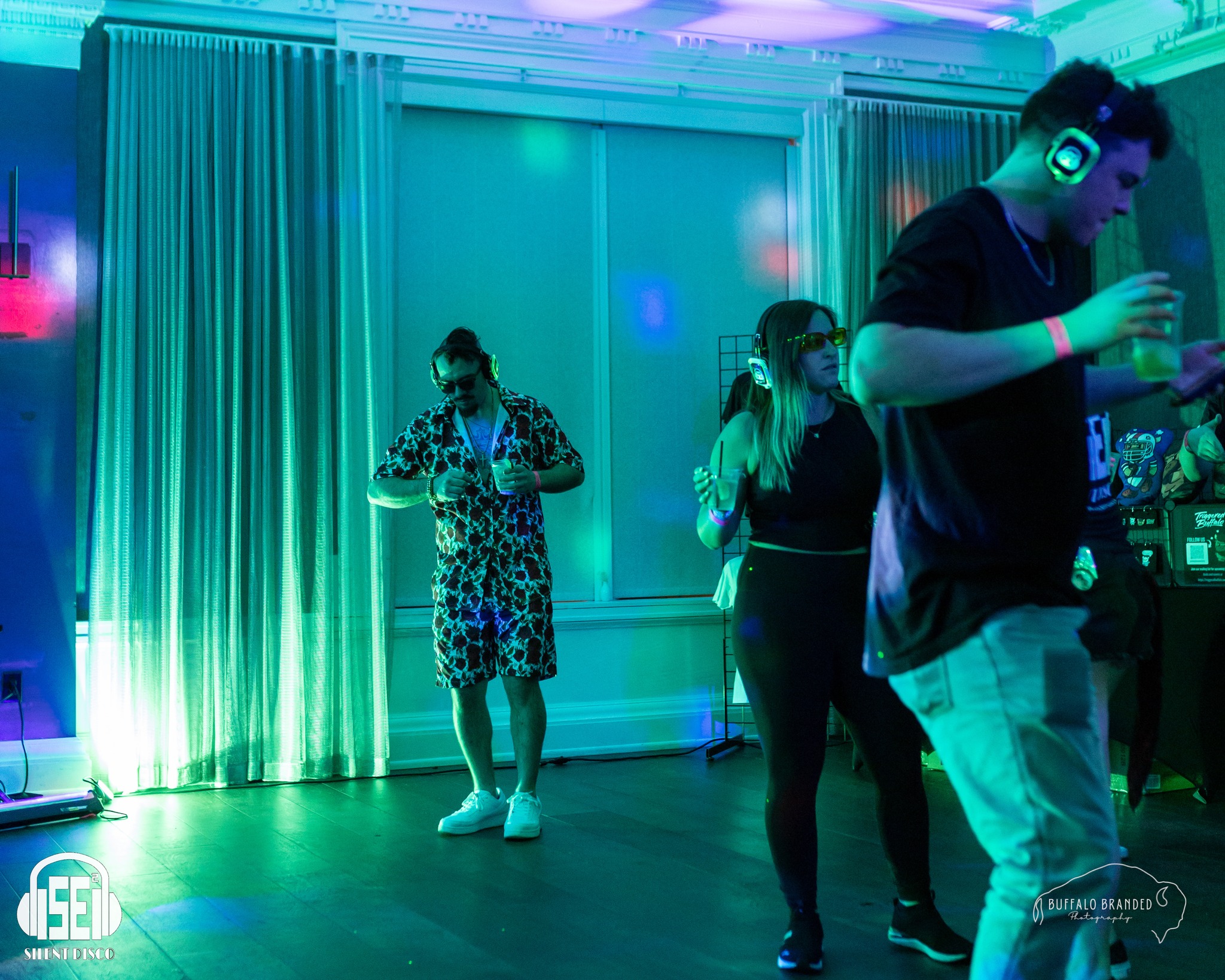 SE2 Silent Disco guests at 500 Pearl in Buffalo.