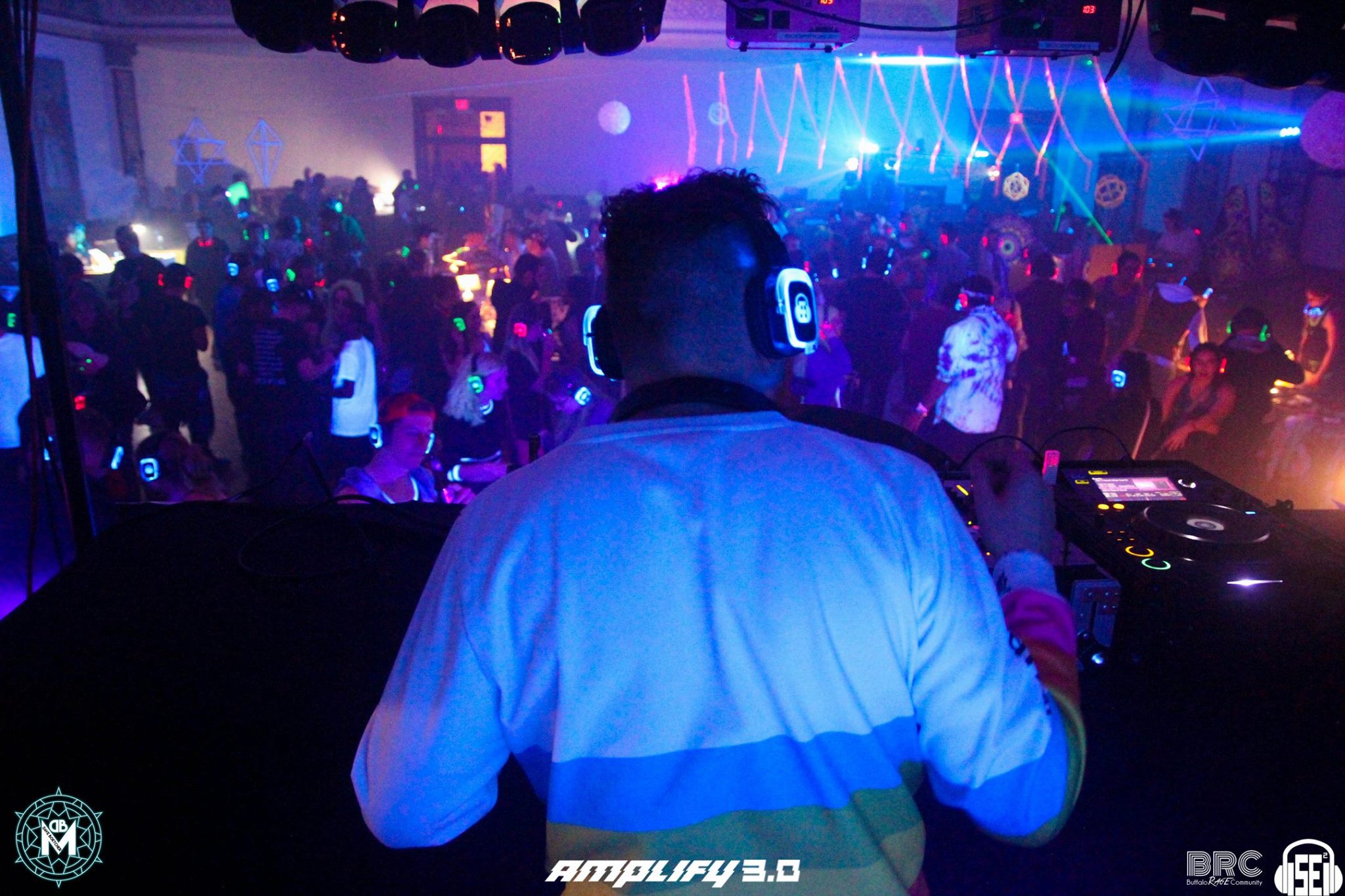 SE2 Silent Disco festival event photo from Amplify 3.0 4/22/2017.