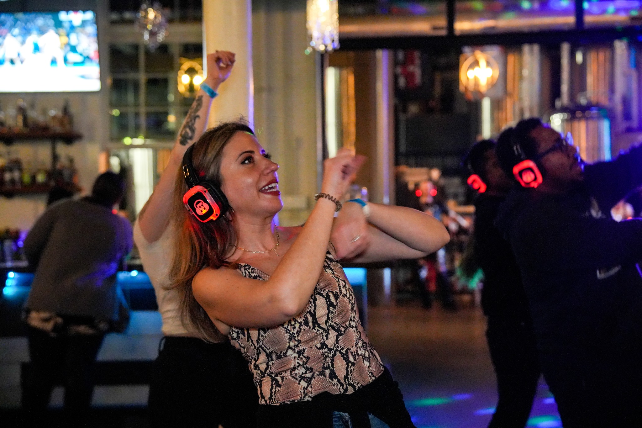 SE2 Silent Disco guests at Resurgence Brewing Company in Buffalo.