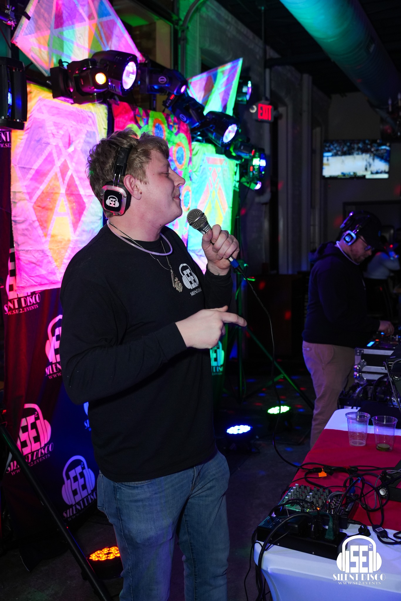SE2 Silent Disco guests at Resurgence Brewing Company in Buffalo.