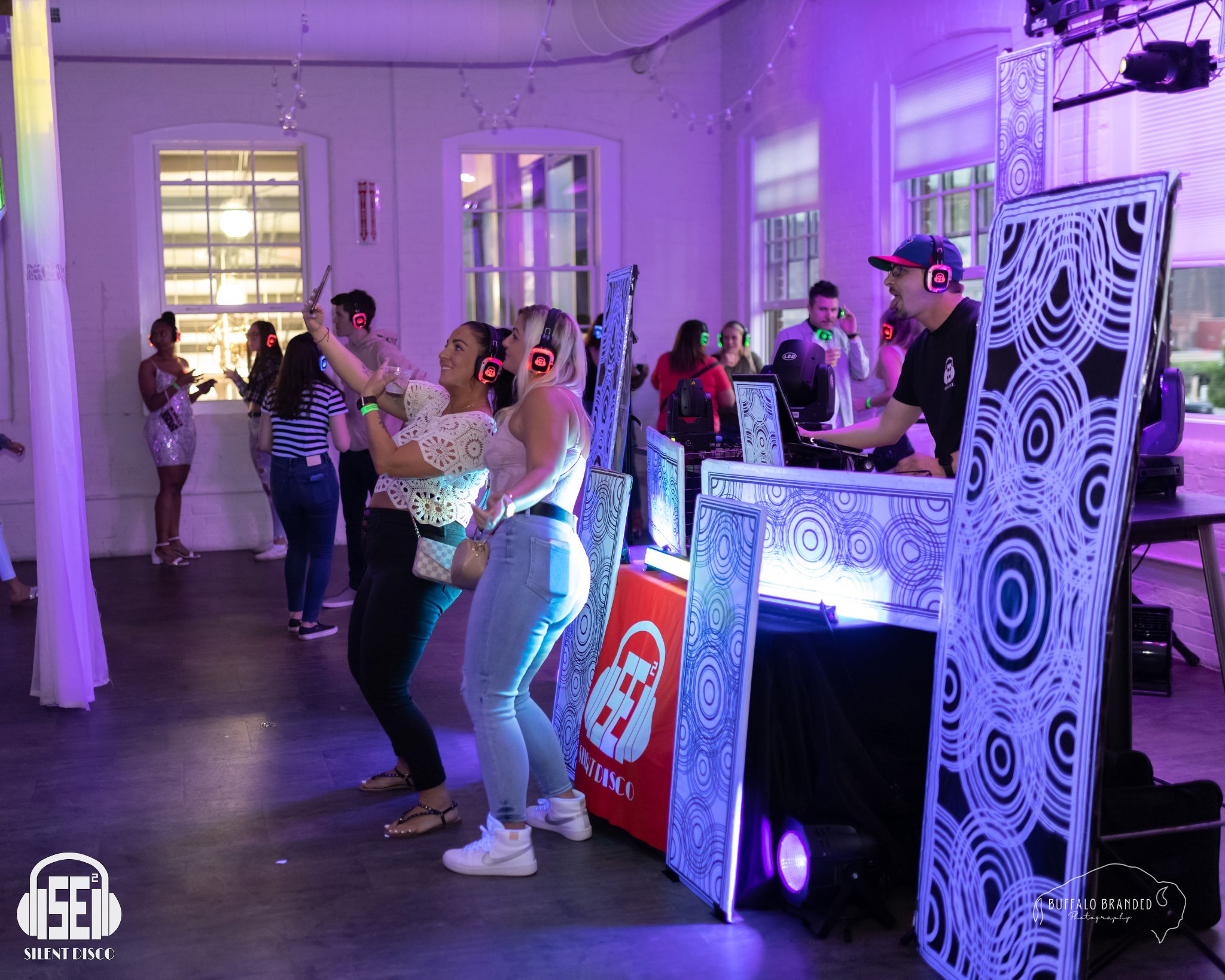 SE2 Silent Disco guests at Resurgence Brewing Company in Buffalo.