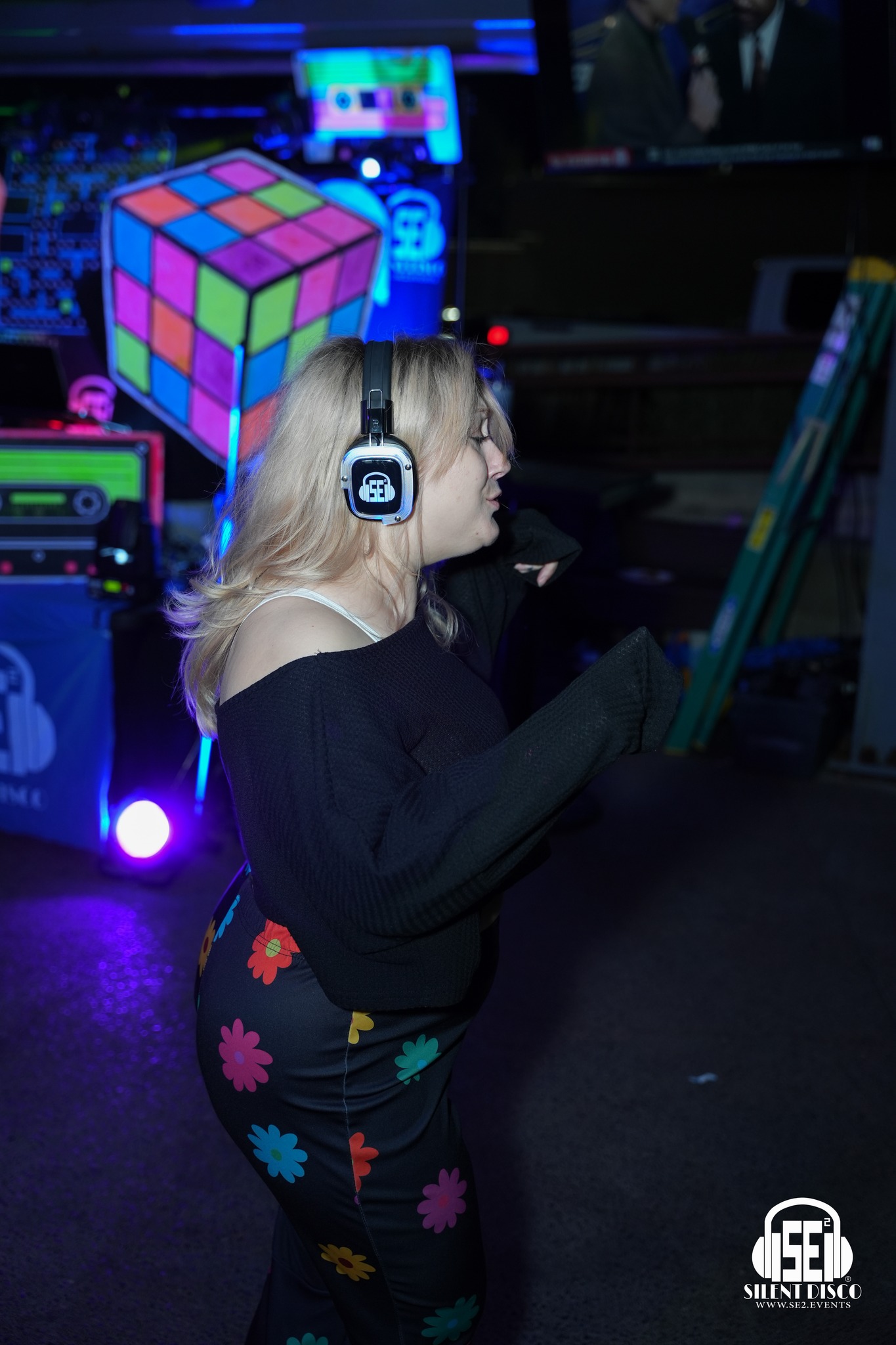 SE2 Silent Disco guests at Santora's in Williamsville.