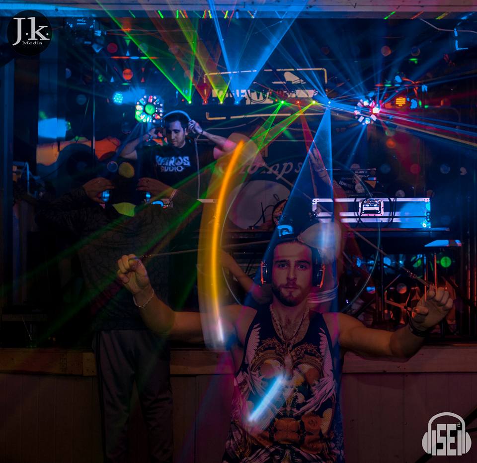 SE2 Silent Disco guests at Stamps the Bar in Tonawanda.