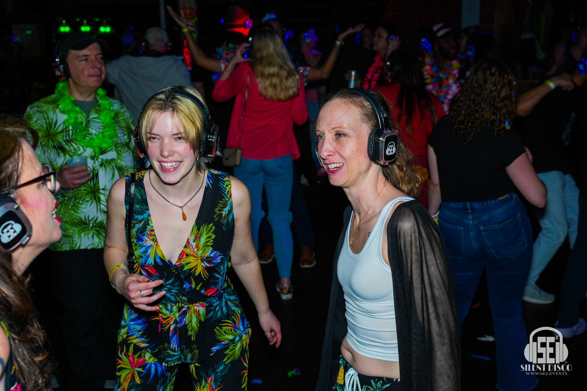 SE2 Silent Disco guests at The Cove.