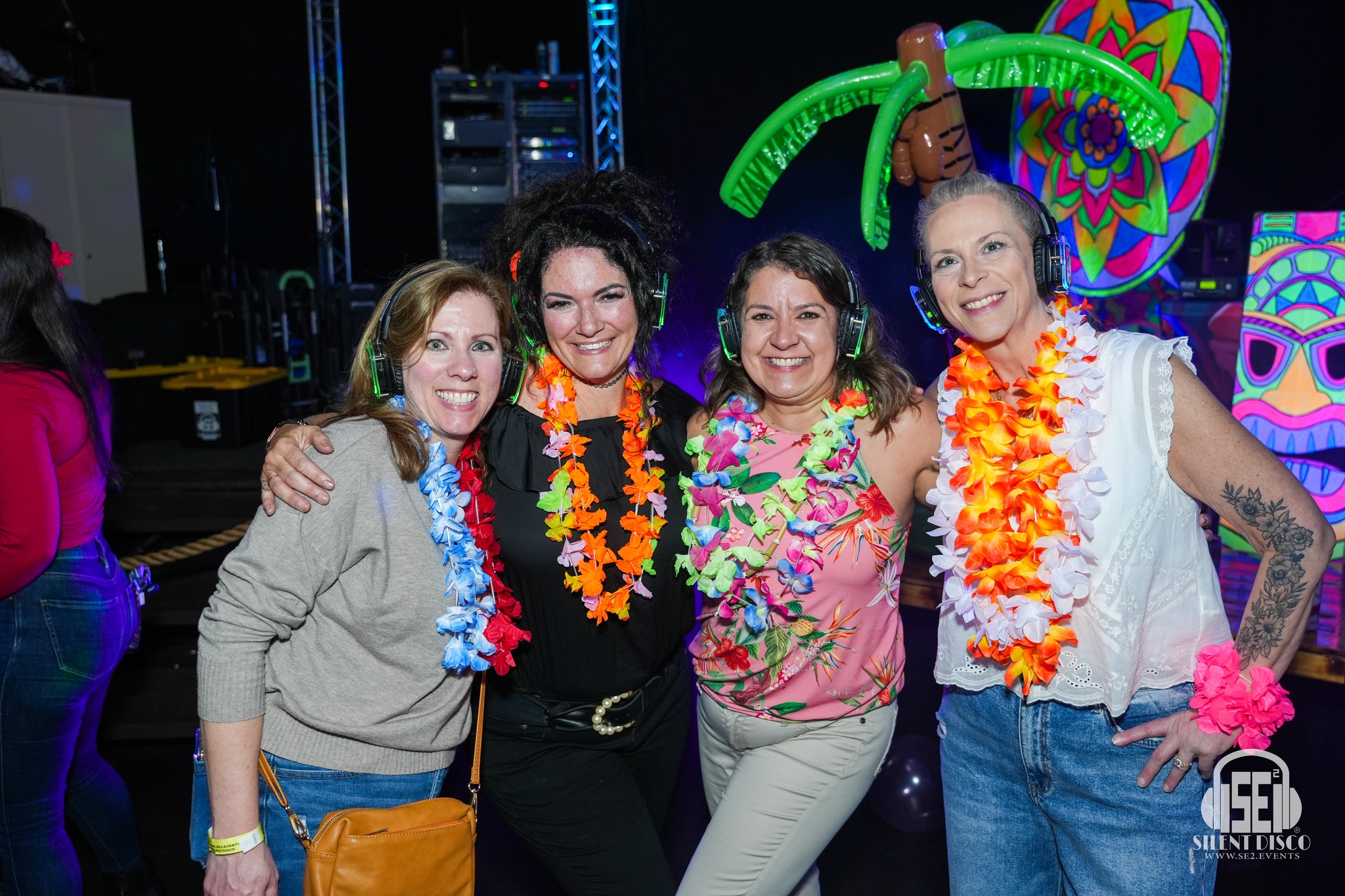 SE2 Silent Disco guests at The Cove.