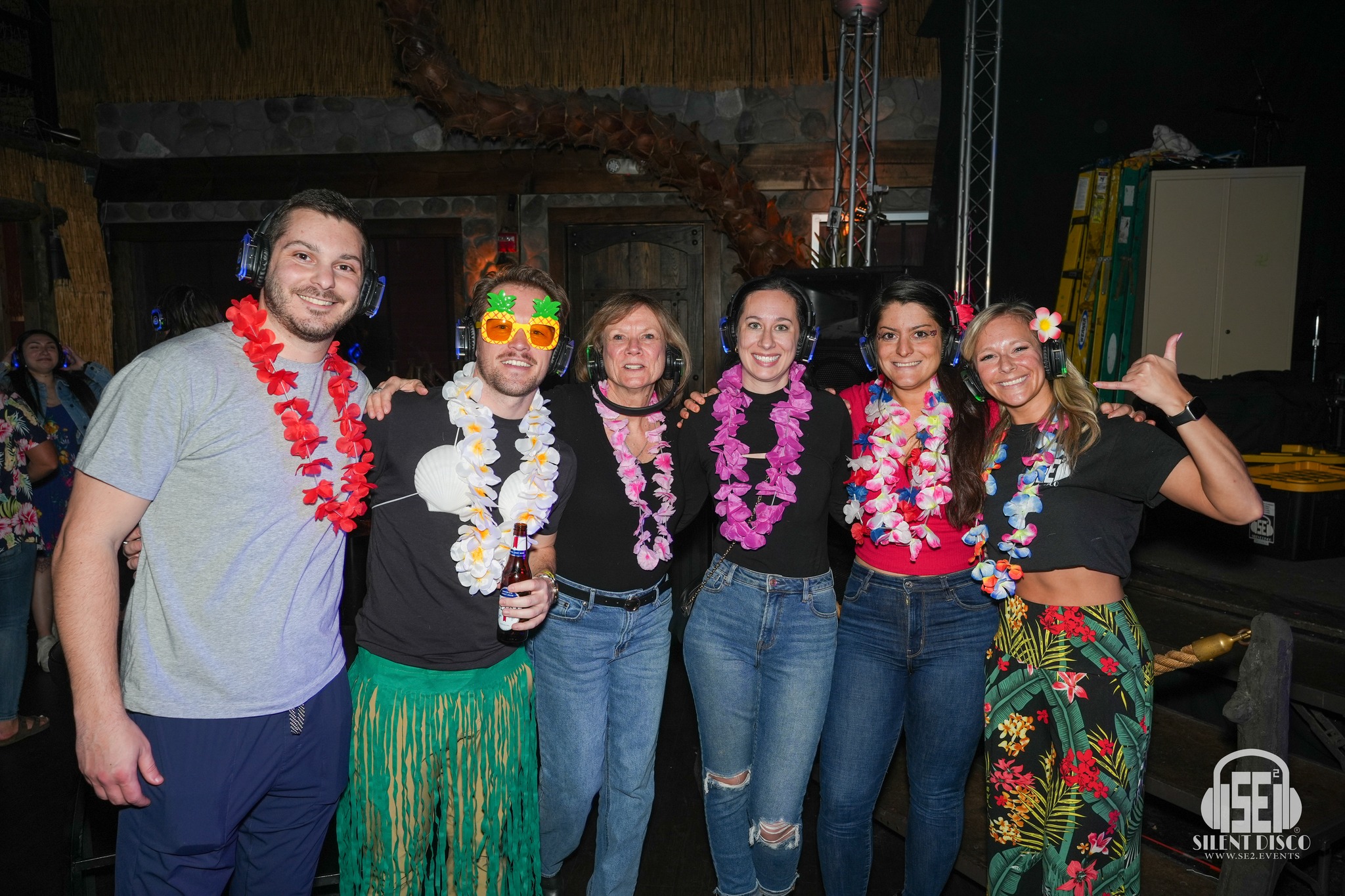 SE2 Silent Disco guests at The Cove.
