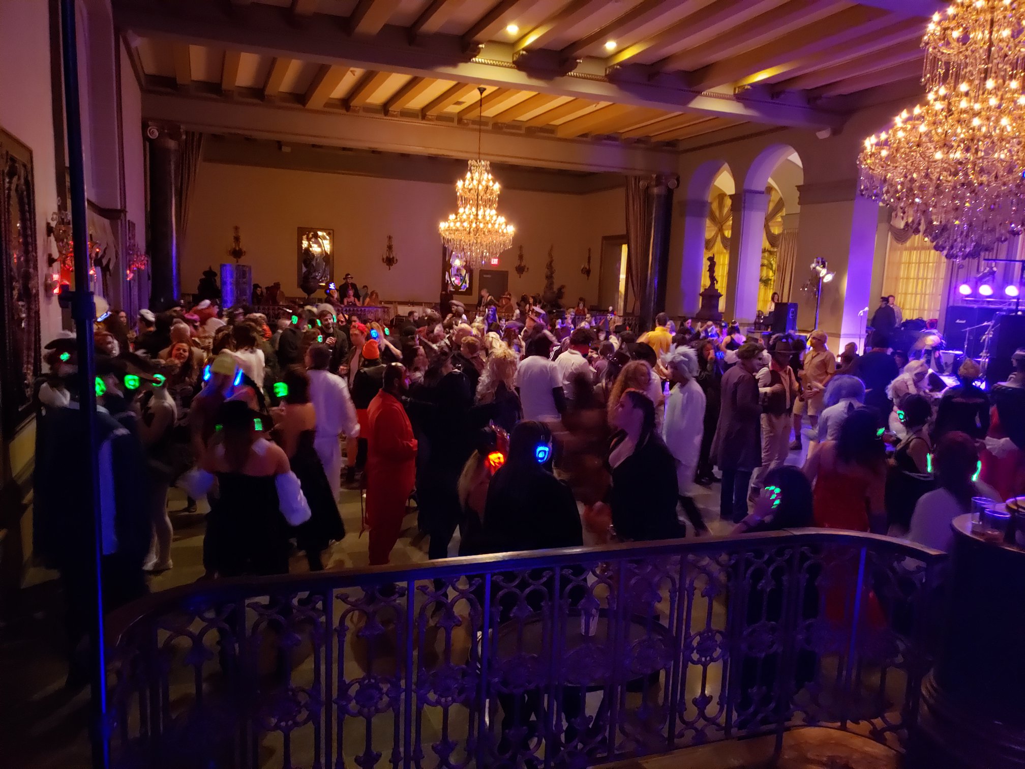 SE2 Silent Disco guests at The Statler in Buffalo.